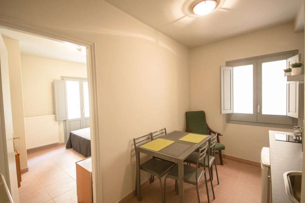 Ferienwohnung Center Plaza Figueres Figueres  Exterior foto